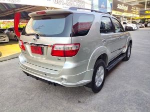 TOYOTA FORTUNER 3.0V 2WD ปี 2010 เกียร์ AT รูปที่ 3